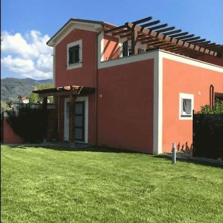 Il Casale Rosso Monolocale Cinque Terre-Toscana Caniparola di Fosdinovo エクステリア 写真
