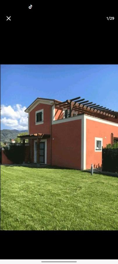 Il Casale Rosso Monolocale Cinque Terre-Toscana Caniparola di Fosdinovo エクステリア 写真